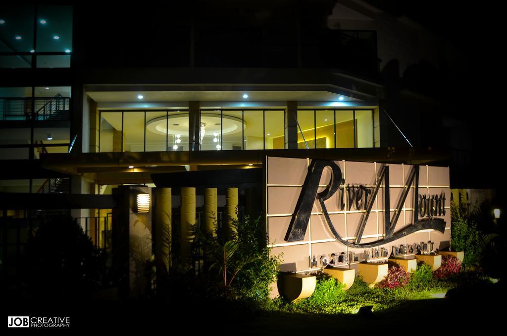 Rivermount Hotel And Resort Sarrat Esterno foto