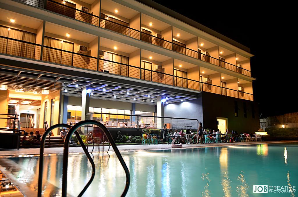 Rivermount Hotel And Resort Sarrat Esterno foto
