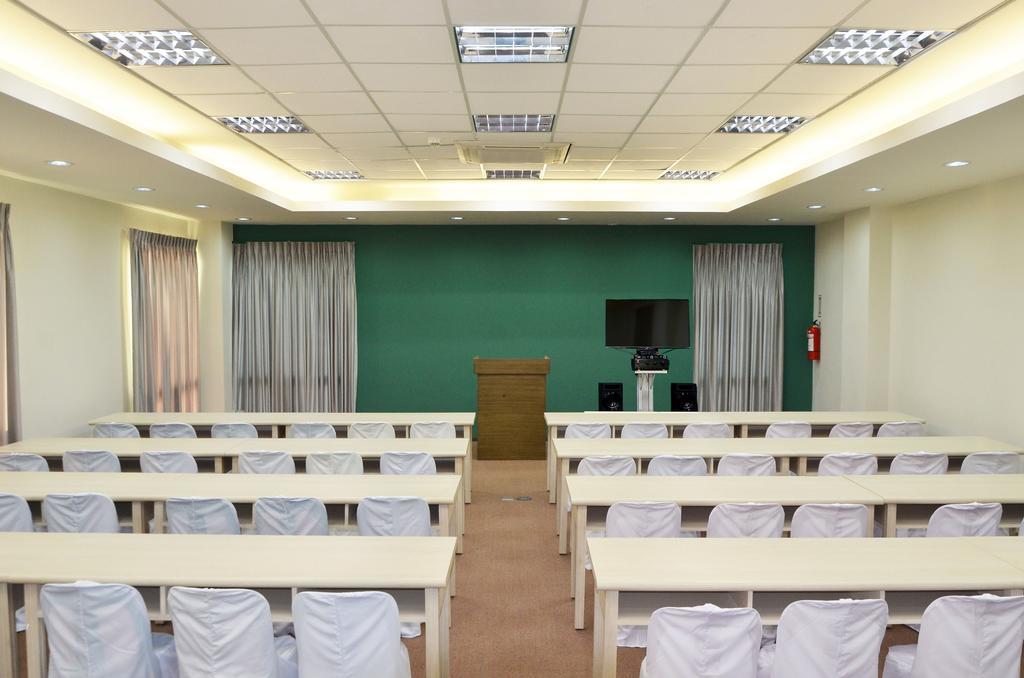 Rivermount Hotel And Resort Sarrat Esterno foto