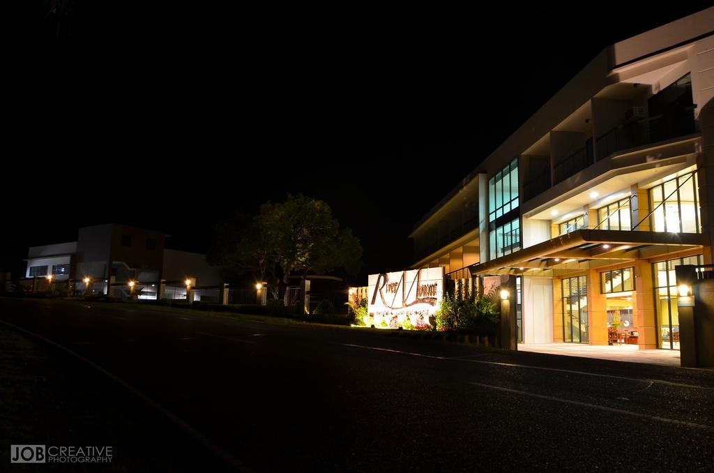 Rivermount Hotel And Resort Sarrat Esterno foto