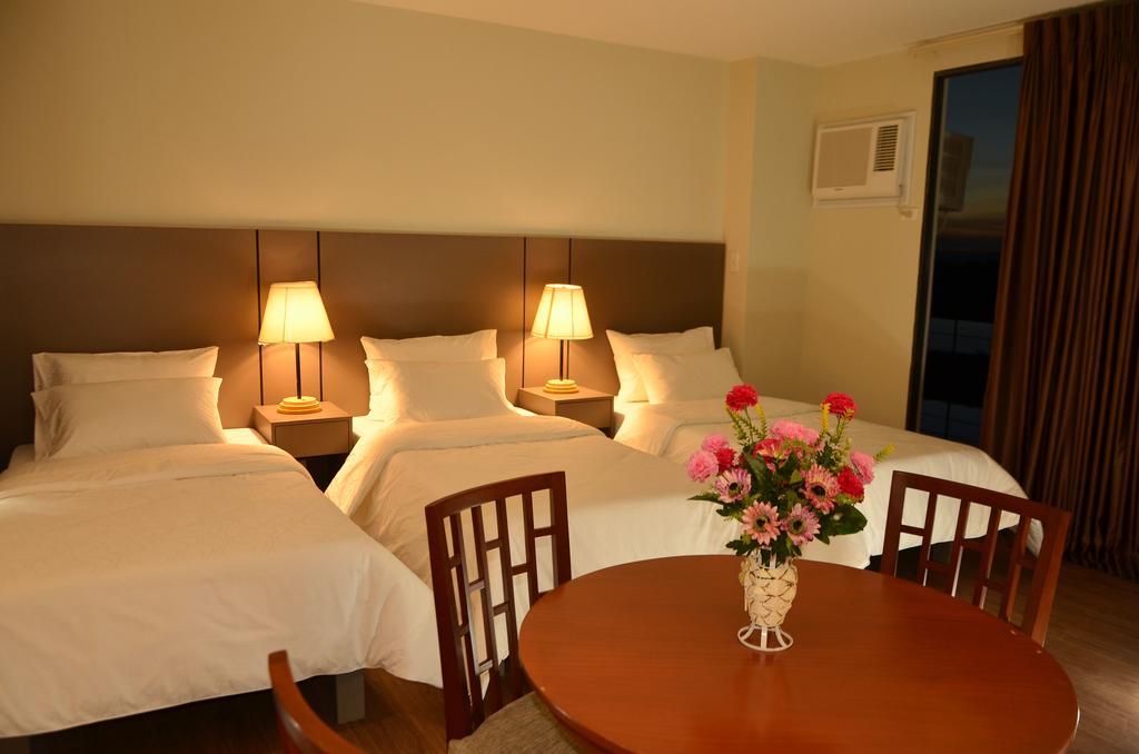 Rivermount Hotel And Resort Sarrat Esterno foto