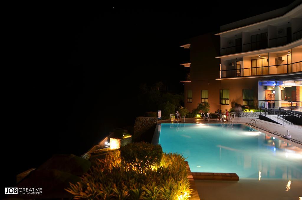 Rivermount Hotel And Resort Sarrat Esterno foto